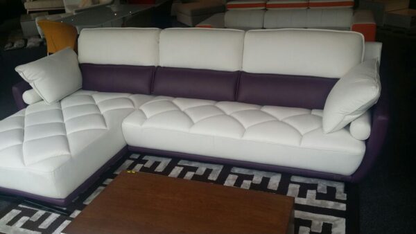 Vittorio High Back Chesterfield Leather Sofa