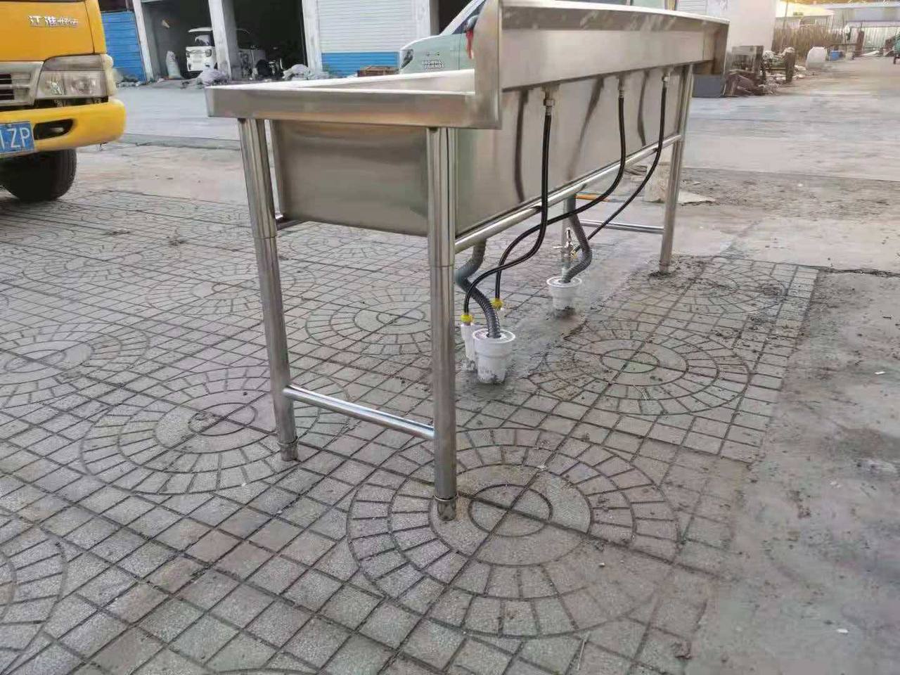 SUS 304 Stainless Steel Sink Prep Table back view SUS 304 Stainless Steel Sink Prep Table back view