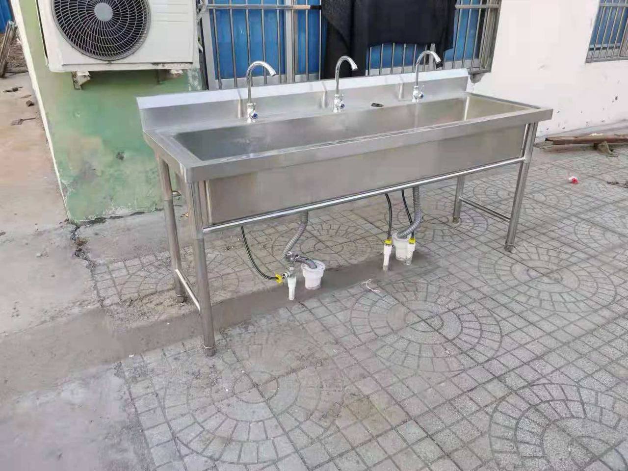 SUS 304 Stainless Steel Sink Prep Table SUS 304 Stainless Steel Sink Prep Table