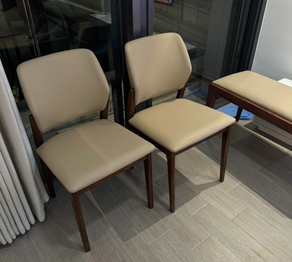 Qira Ash Wood Dining Chair